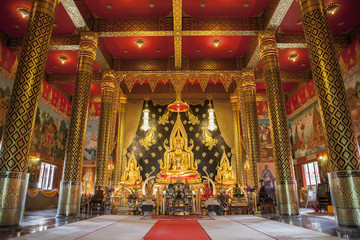 Fototapeta na wymiar Wat in Thailand 