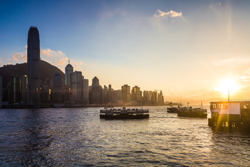 Naklejka premium Sunset over Victoria harbor in Hong Kong