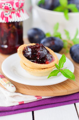 Plum, Orange and Mint Jam in Small Tart Shells (Tartlets)
