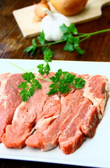 faux-filet,viande rouge crue