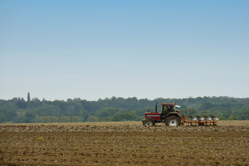 Labourage d'un champ