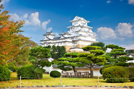 Fototapeta Main tower of the Himeji Castle,  Japan.