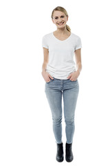 Obraz premium Full length portrait of beautiful woman