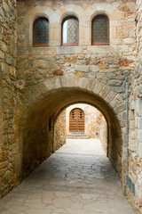 Fototapeta na wymiar Medieval alley of Pals