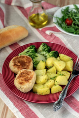 Chicken meatballs stuffed with mozzarella cheese