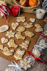 Processing of gingerbread advent calendar