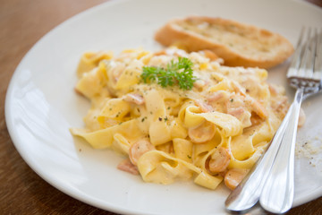 fettuccine carbonara