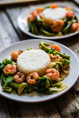 Shrimps with rice and vegetables