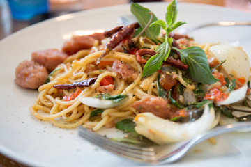 spaghetti with seafood