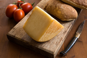 Pecorino sardo stagionato