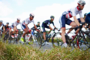 Foto auf Acrylglas Fahrräder Abstrakte Ansicht der Konkurrenten im Radrennen