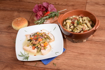 TAGLIATA DI POLLO CON LEGUMI