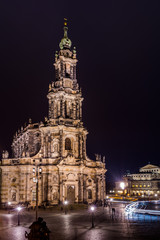 Dresdner Hofkirche am Abend