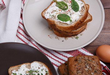 Sandwich with soft cheese