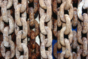 Fototapeta premium rusty ship chain links