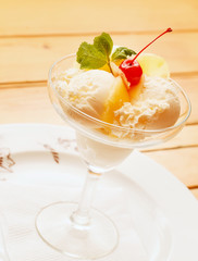 ice cream with fruits