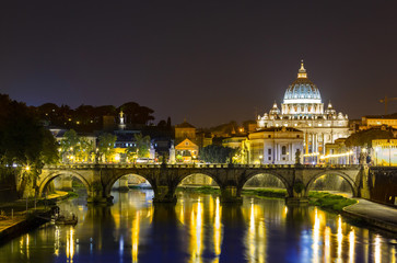 Fototapeta na wymiar Rome, Angels bridge and St. Peter