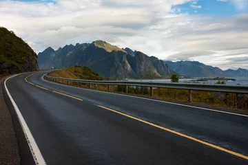 Photo sur Plexiglas Lieux européens route des Lofoten