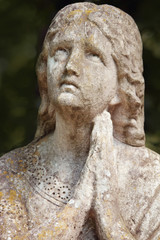 Statue Of Women On Tomb