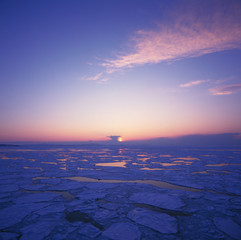 流氷の夕暮れ © kn_setouchi