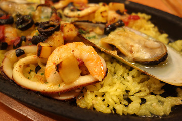 地中海ピラフオーブン焼き