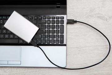 External HDD and laptop