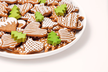 Gingerbread cookies in the white plate