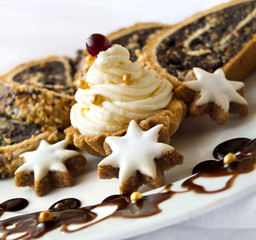 Christmas dish - poppy cake