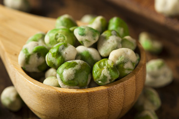 Homemade Dry Spice Wasabi Peas