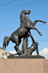 Obraz premium St. Petersburg, Russia, 7 SEPTEMBER: sculpture with a horse on t