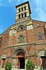 Fototapeta na wymiar Brioude, la Basilica di Saint Julien - Alvernia