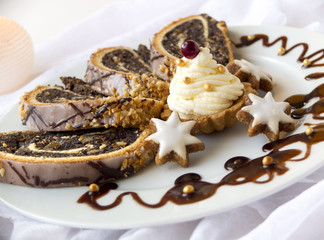 Christmas dish - poppy cake