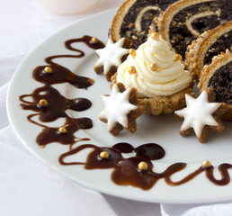 Christmas dish - poppy cake
