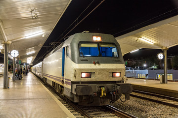 A night train in Girona station - Spain - obrazy, fototapety, plakaty