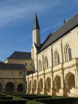 Maine-et-Loire - Abbaye de Fontevraud Cloitre du Grand-Moutier