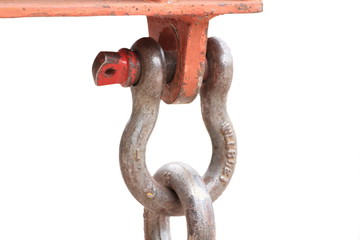 Lifting piece of spreader beam with shackle