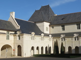Fototapeta na wymiar Maine-et-Loire - Fontevraud - Abbaye - Cloitre