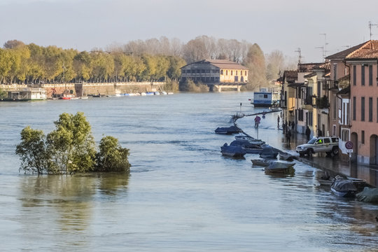Flood of the river Ticino in Pavia on 16th november 2014