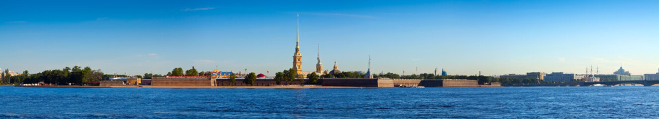 Fototapeta premium Panorama of St. Petersburg. Peter and Paul Fortress