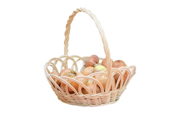 Fototapeta na wymiar onions in a basket
