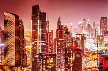 Obraz premium Beautiful background of Dubai at night