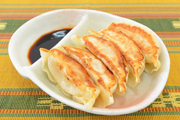 美味しそうな焼き餃子