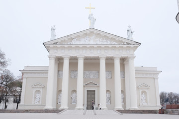 Fototapeta na wymiar VILNIUS,LITHUANIA, November 17, 2014: The Cathedral of Vilnius