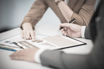 Obraz premium Business people discussing during a meeting