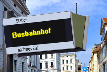 Strassenschild 27 - Busbahnhof