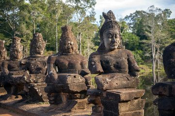 Fototapeta na wymiar Giants in Angkor Thom