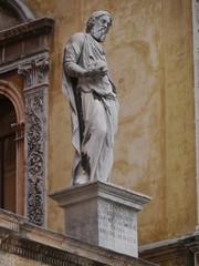 A sculpture of Girolamo Fracastoro in Verona in Italy