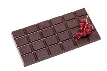 Dark chocolate bar and red currant