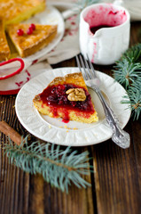 Breton cake with cranberry jam