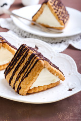 Biscuit cake